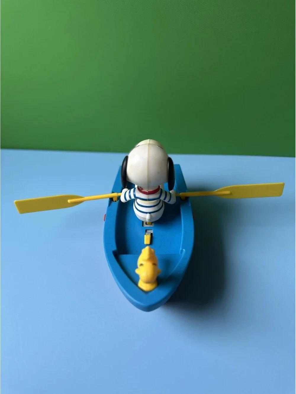 Vintage 1972 Rowing Snoopy Water Boat New In Box
